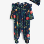 Elegant Newborn Floral Velvet Romper with Cap Set - Image 2